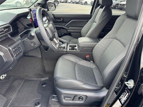 Used 2025 Toyota 4Runner TRD Sport Premium image 9