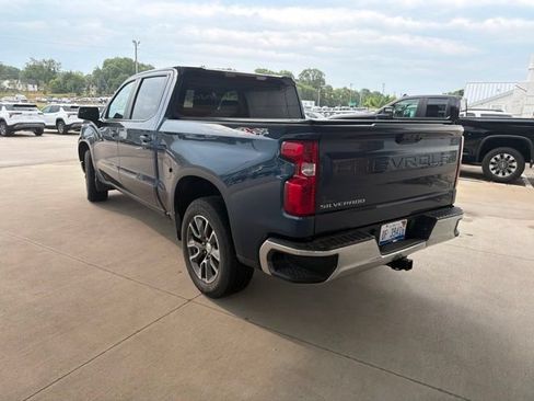 Used 2022 Chevrolet Silverado 1500 LT w/ Protection Package AWD/4WD image 3