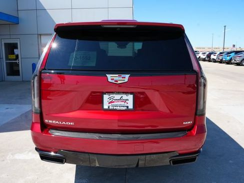 Used 2024 Cadillac Escalade Sport Platinum AWD/4WD image 38