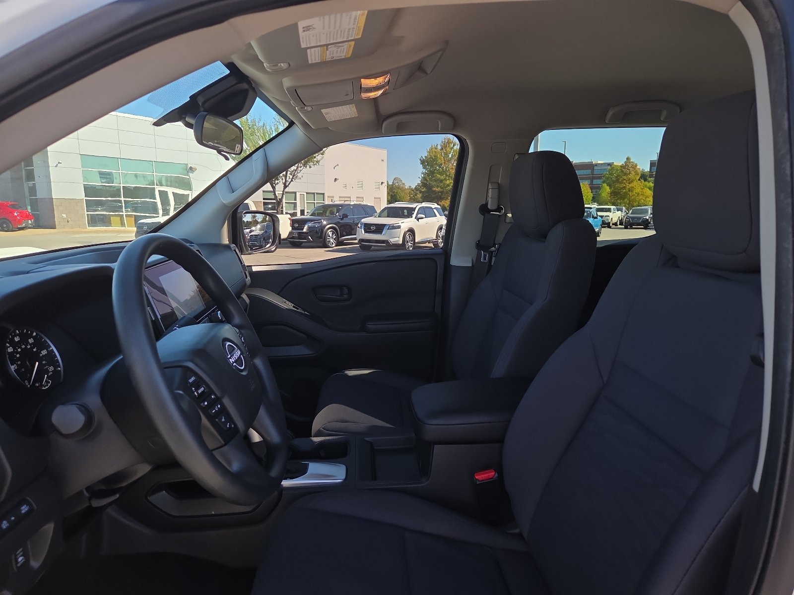Used 2025 Nissan Frontier S w/ S Utility Package AWD/4WD image 13