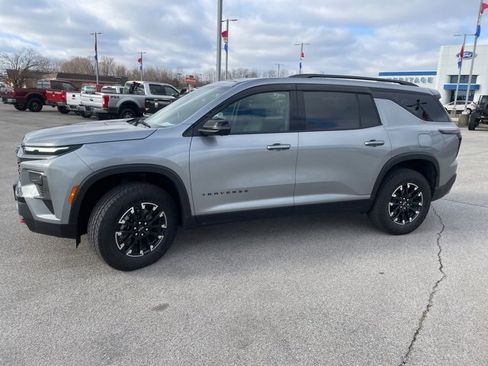 Used 2025 Chevrolet Traverse Z71 w/ Driver Confidence Package image 7