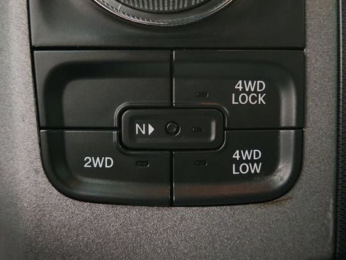 Used 2017 RAM 1500 Rebel w/ Luxury Group AWD/4WD image 23