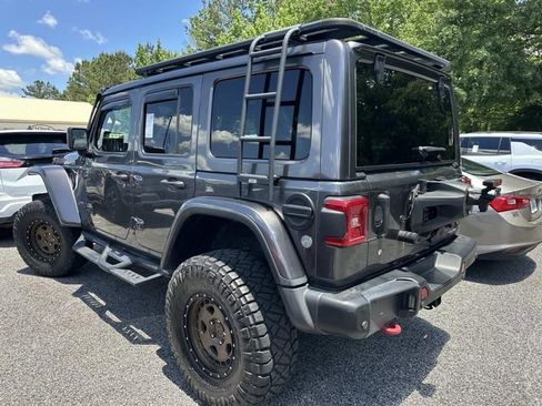 Used 2018 Jeep Wrangler Unlimited Rubicon AWD/4WD image 4