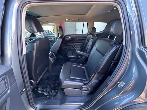 Used 2019 Volkswagen Atlas SEL image 25