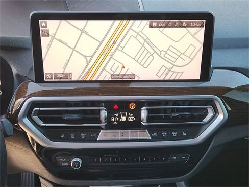 Used 2022 BMW X4 xDrive30i image 18