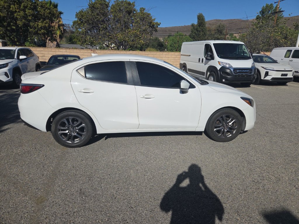 Used 2019 Toyota Yaris LE FWD image 6