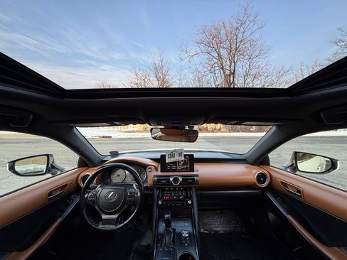 Used 2022 Lexus IS 300 AWD w/ Premium Package image 32