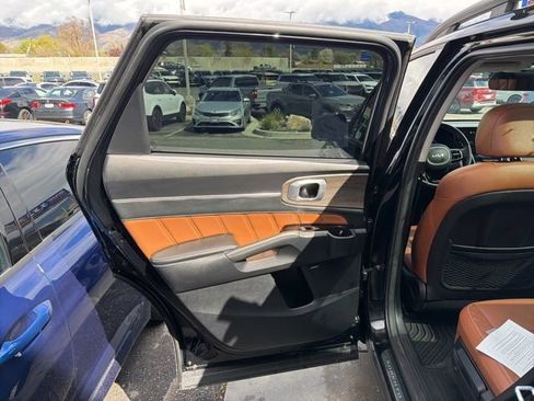Used 2022 Kia Sorento SX Prestige w/ Rust Color Package image 21