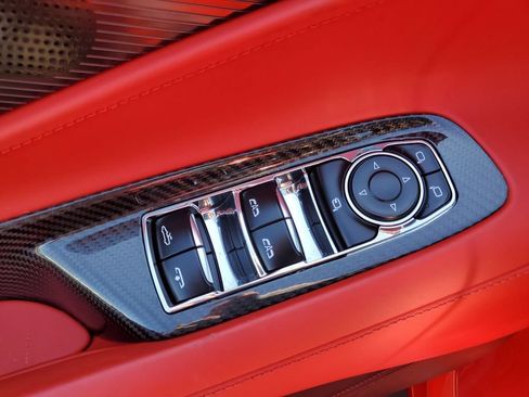 Used 2023 Chevrolet Corvette Stingray Premium Conv w/ Z51 Performance Package RWD image 21
