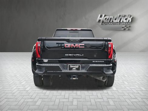 Used 2025 GMC Sierra 3500 Denali AWD/4WD image 9