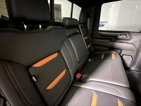 Used 2024 GMC Sierra 2500 AT4 w/ AT4 Premium Plus Package AWD/4WD image 21