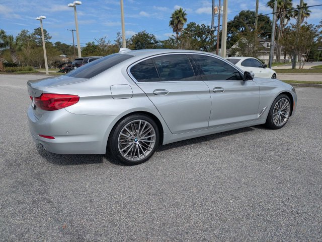 Used 2017 BMW 530i RWD image 4