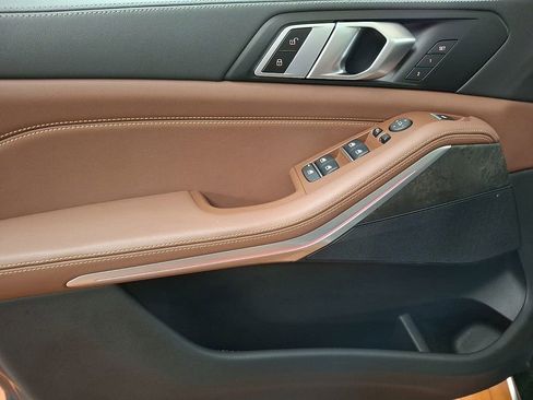 Certified 2024 BMW X5 xDrive40i image 8