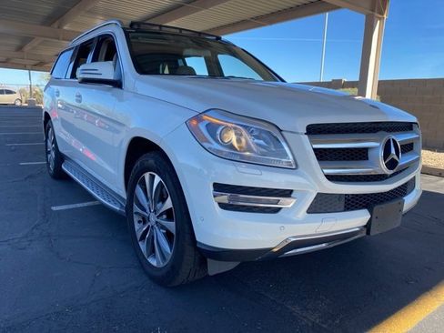 Used 2013 Mercedes-Benz GL 450 4MATIC image 4