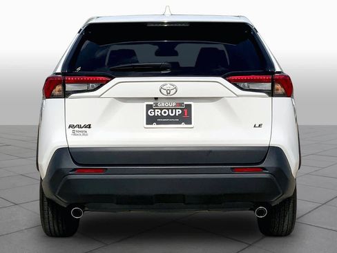 Used 2024 Toyota RAV4 LE image 5