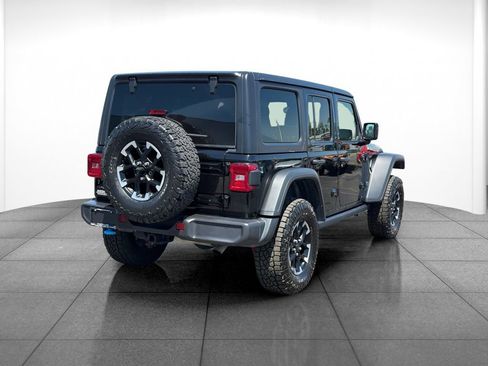 Used 2024 Jeep Wrangler Unlimited Rubicon 4xe AWD/4WD image 7
