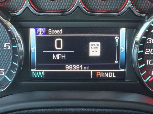 Used 2019 Chevrolet Tahoe LT AWD/4WD image 7