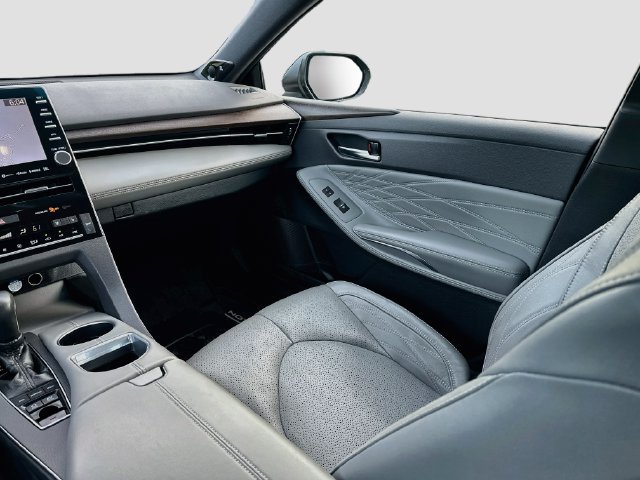 Used 2021 Toyota Avalon Limited w/ Advanced Safety Package FWD image 25