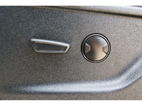 Used 2025 Ford F250 4x4 Crew Cab Super Duty image 24