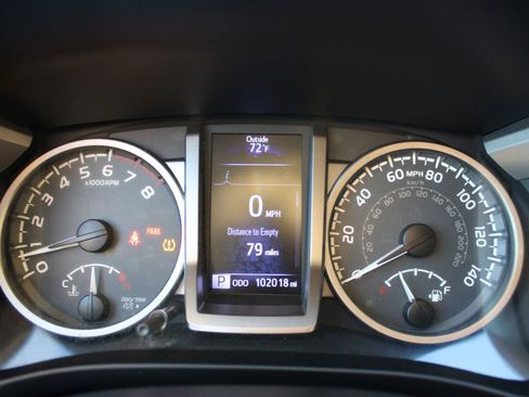 Used 2019 Toyota Tacoma SR5 image 37