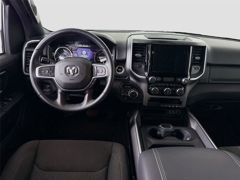 Used 2022 RAM 1500 Big Horn AWD/4WD image 2