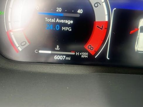 Used 2025 Toyota RAV4 Limited image 37