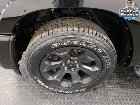 Used 2025 RAM 1500 Big Horn AWD/4WD image 7