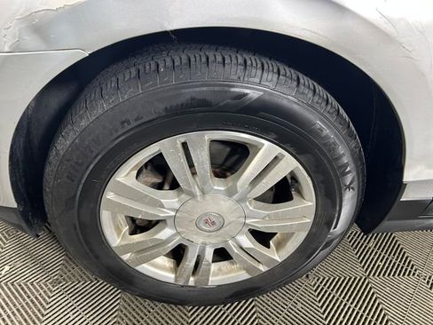 Used 2013 Cadillac SRX Luxury image 11