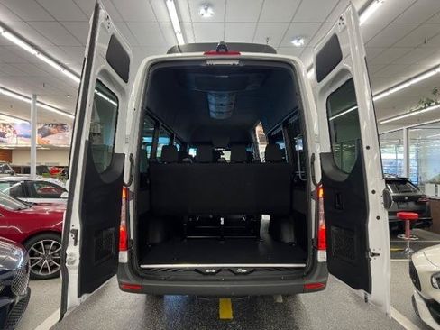 Used 2026 Mercedes-Benz Sprinter 2500 image 34