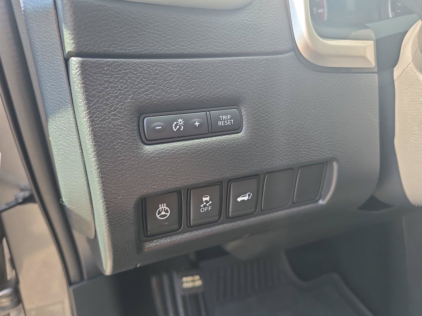 Used 2017 Nissan Murano Platinum w/ Platinum Technology Package FWD image 24