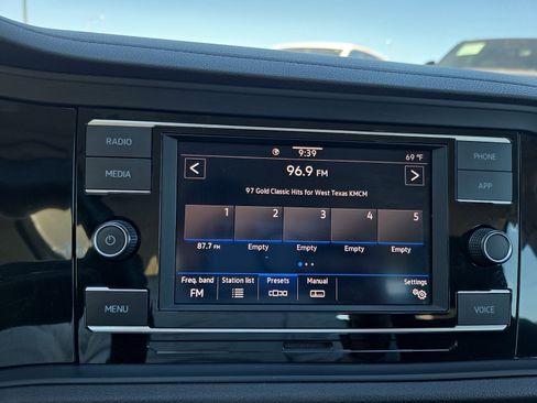 Used 2024 Volkswagen Jetta S image 12