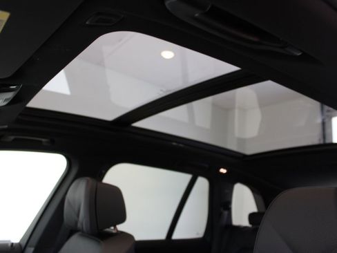 New 2026 BMW X5 M60i w/ Climate Comfort Package image 23