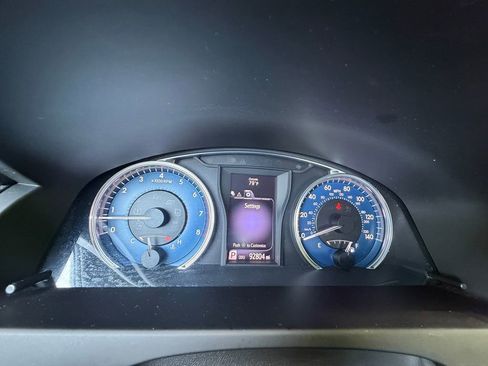 Used 2016 Toyota Camry XLE w/ Advanced Technology Package FWD image 16