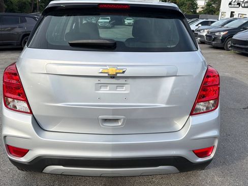 Used 2019 Chevrolet Trax LS FWD image 13