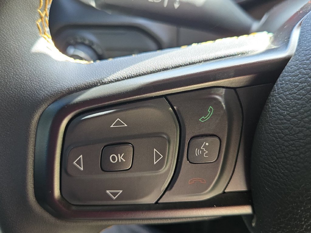 Used 2024 Jeep Gladiator Sport AWD/4WD image 18
