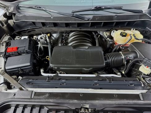 Used 2019 Chevrolet Silverado 1500 RST AWD/4WD image 37