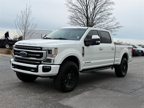Used 2021 Ford F250 Platinum w/ Tremor Off-Road Package image 25