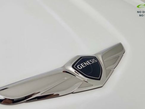 Used 2023 Genesis GV70 3.5T Sport w/ Sport Prestige Package AWD/4WD image 16