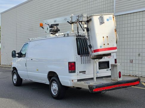 Used 2011 Ford E-350 and Econoline 350 Super Duty RWD image 5