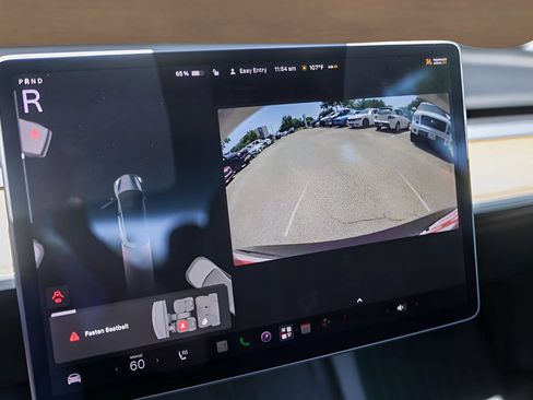 Used 2021 Tesla Model 3 Standard Range Plus RWD image 15