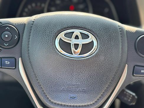 Used 2014 Toyota RAV4 XLE FWD image 27