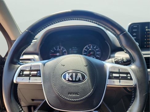 Used 2021 Kia Telluride LX AWD/4WD image 16