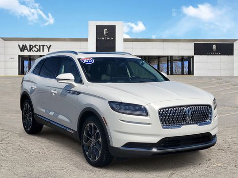 Certified 2023 Lincoln Nautilus Reserve w/ Equipment Group 201A AWD/4WD image 1