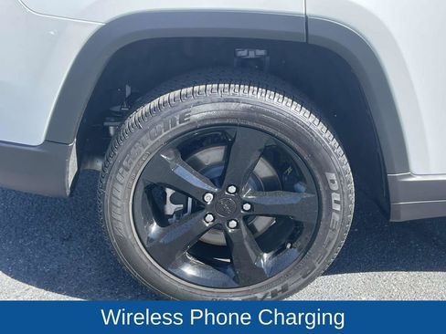 Certified 2025 Jeep Grand Cherokee L Altitude image 14