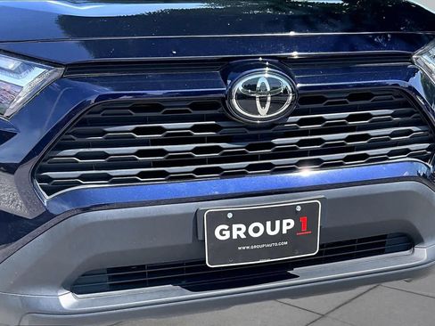 Used 2023 Toyota RAV4 XLE AWD/4WD image 29