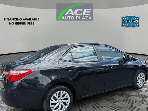 Used 2018 Toyota Corolla LE FWD image 4