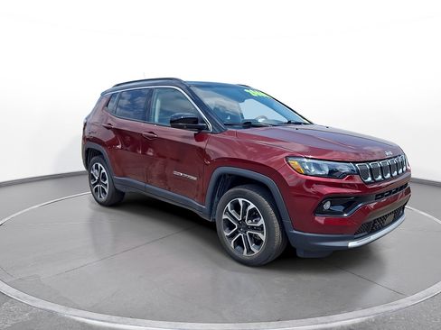 Used 2022 Jeep Compass Limited w/ Sun and Sound Group AWD/4WD image 2