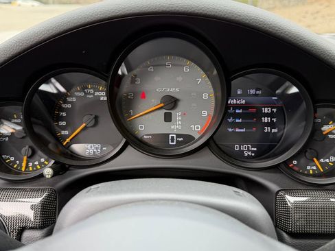 Used 2019 Porsche 911 GT3 RS image 17