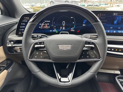 Used 2024 Cadillac Lyriq Luxury w/ Nappa Leather Package image 21