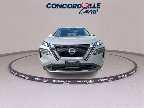 Used 2023 Nissan Rogue SL w/ SL Premium Package AWD/4WD image 2
